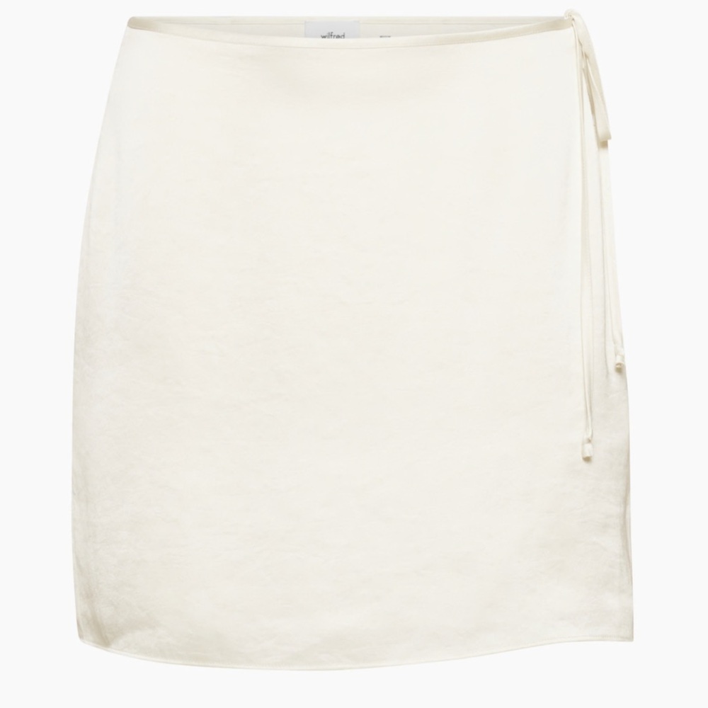 Aritzia Elixir satin mini skirt✨ - Picture 2 of 7